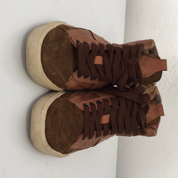 Burberry high top sneaker - Picture 2 of 7